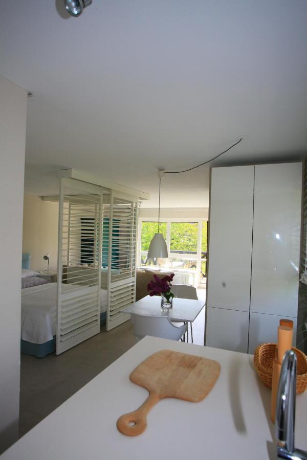 דירות Apartes Studio In הגנאו מראה חיצוני תמונה