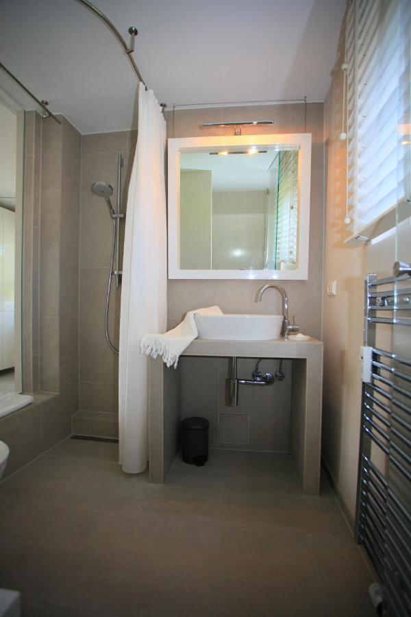 דירות Apartes Studio In הגנאו מראה חיצוני תמונה
